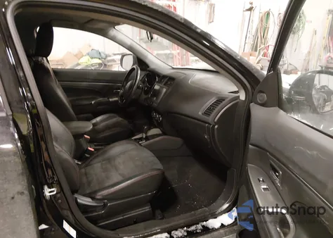 2018 Mitsubishi Outlander Sport 2.4 Se из США, поврежденный, VIN JA4AP3AW3JU014354